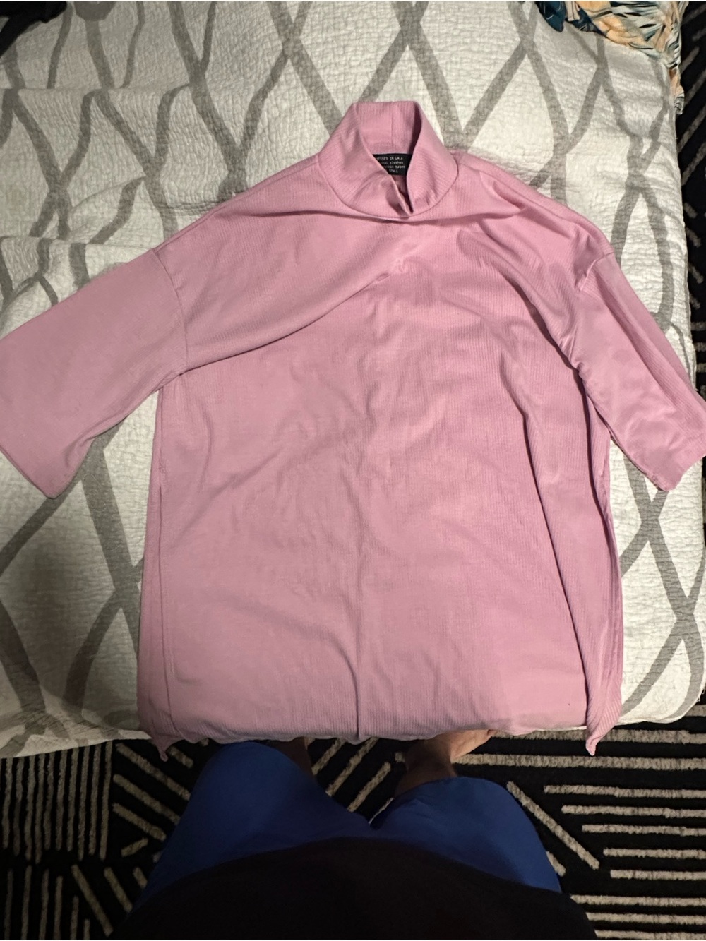 Lala Icon Mock Neck Top in pink/lavender sz small